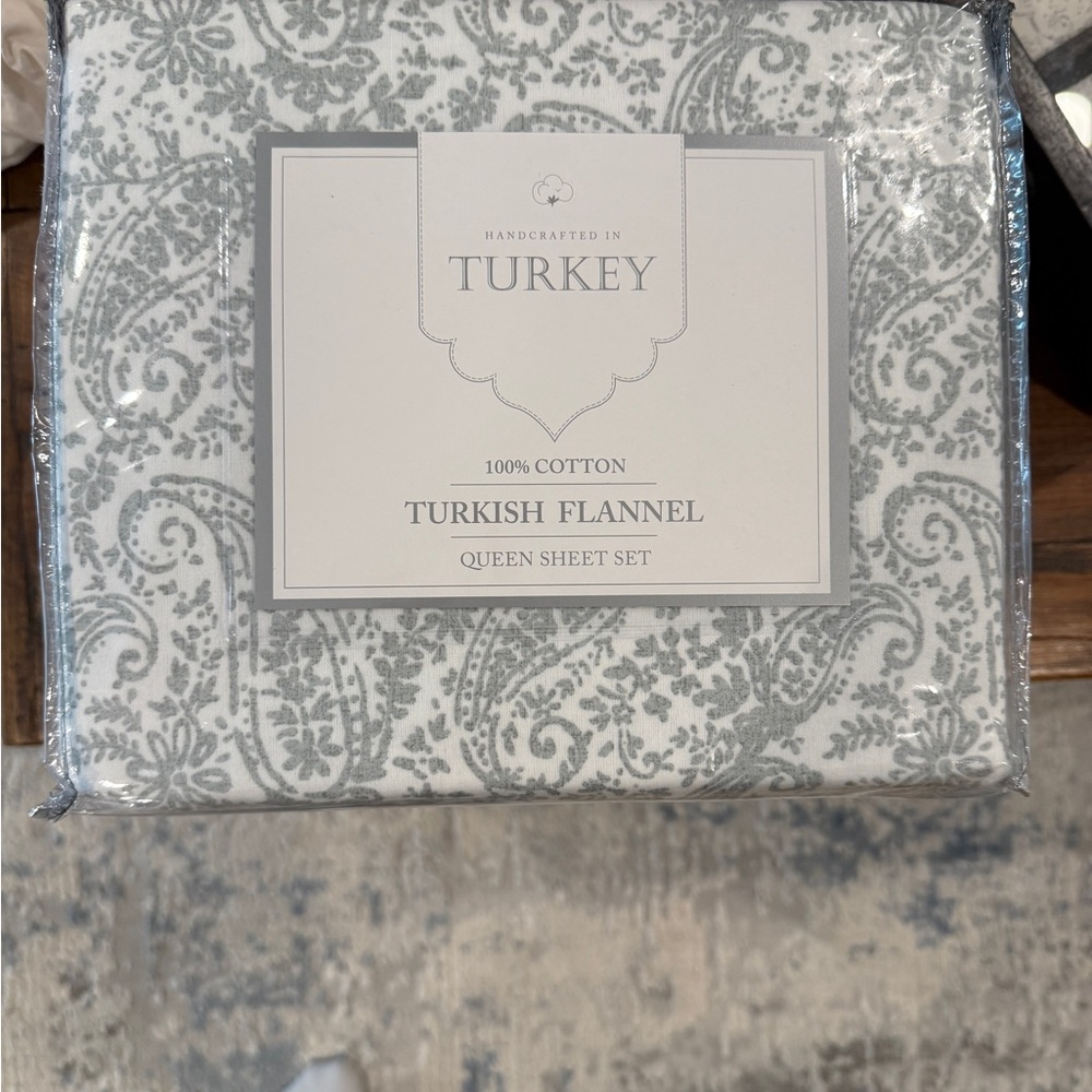 New Turkish Flannel Gray Paisley Queen Sheet Set